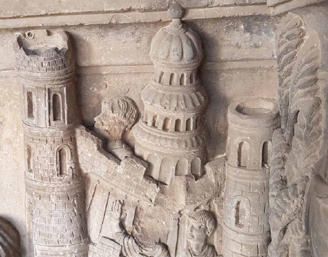 Détails de l'Abbatiale de Saint Gilles