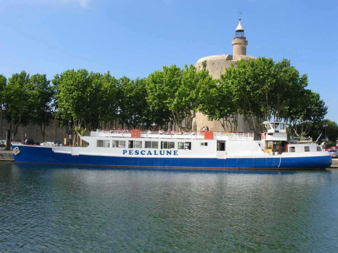 Promenade en péniche à Aigues-Mortes