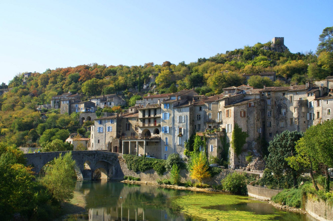 Le village de Sauve et le Vidourle