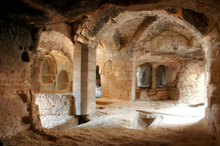 Abbaye Troglodytique de Saint-Roman