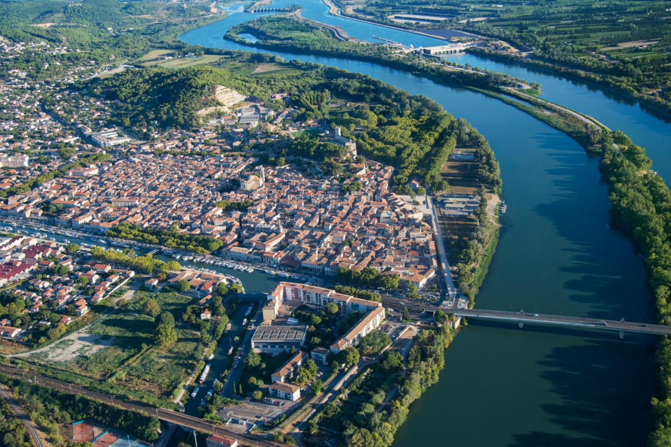 Vue aérienne de Beaucaire