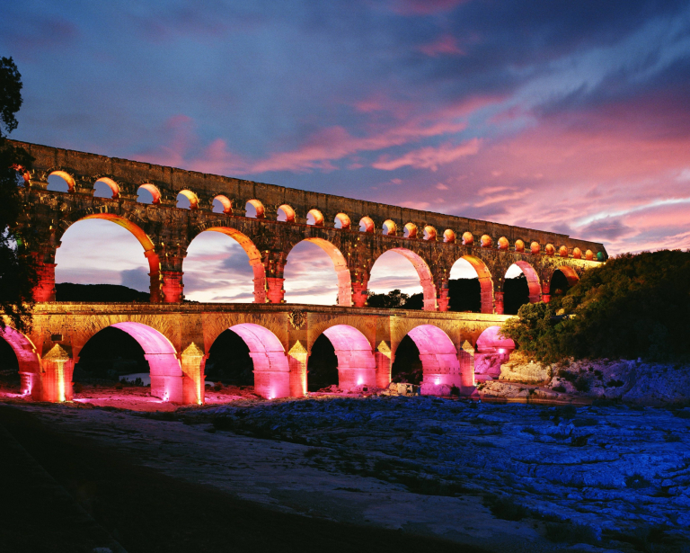 Le Pont du Gard mis en lumières