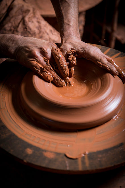 Artisan Potier à Saint Quentin La Poterie