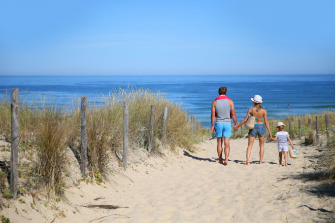 A la plage en famille